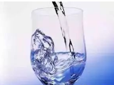 喝白酒還一口悶？這才是專業(yè)的品酒方式！