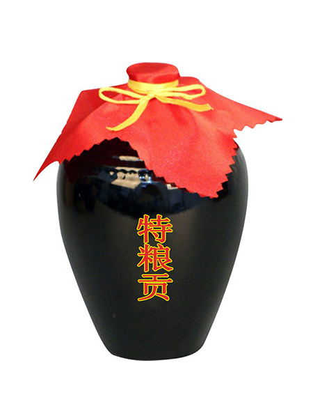 特糧貢